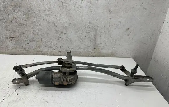 BMW 6 F12 F13 Front wiper linkage and motor 3397021524 1109111100 7306272