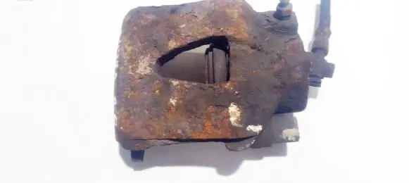 Volkswagen Golf IV Front brake caliper
