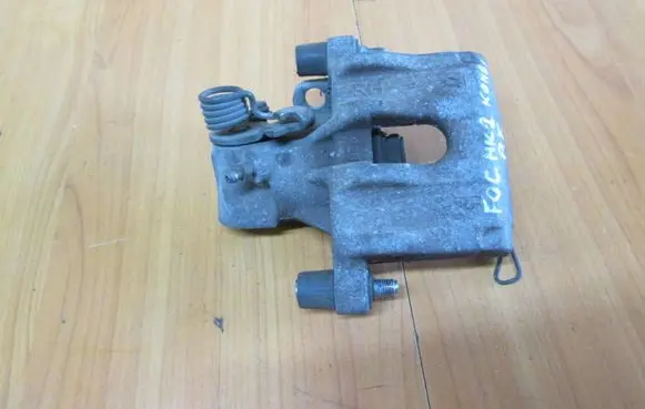 Ford Focus Rear brake caliper