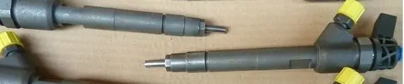Mercedes-Benz Metris W447 Fuel injector 0445110574-II