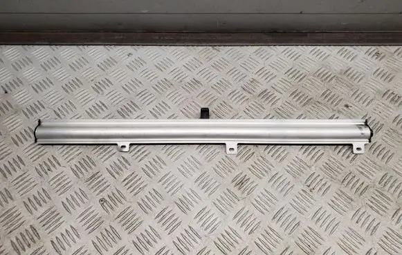 Chrysler Pacifica Rear door sun blind/shade 