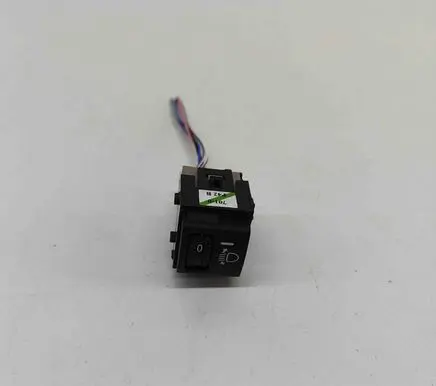 Toyota Yaris Cross Headlight level height control switch 84152F4020