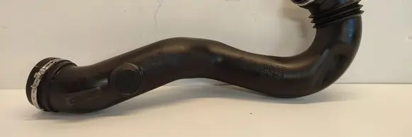 Opel Movano C Air intake hose/pipe 53165197