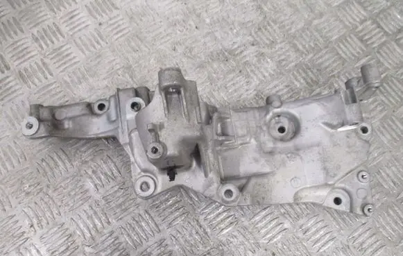 Peugeot Expert Engine mount bracket 9820041180