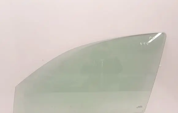 Mazda 2 Front door window glass four-door 682AS2M3236 43R001582