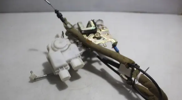Honda Accord Front door lock