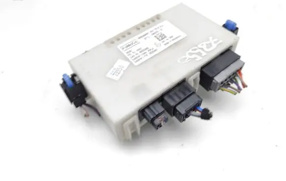 Ford Focus Tow bar trailer control unit/module DT1J19H378CF 28525491