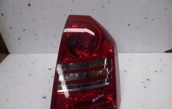 Chrysler 300 - 300C Rear/tail lights