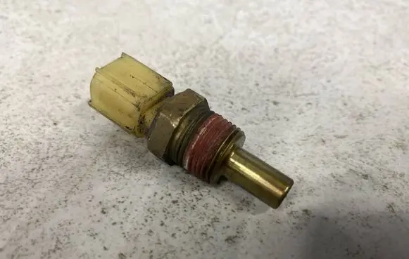 Dodge Caliber Coolant temperature sensor 314AA