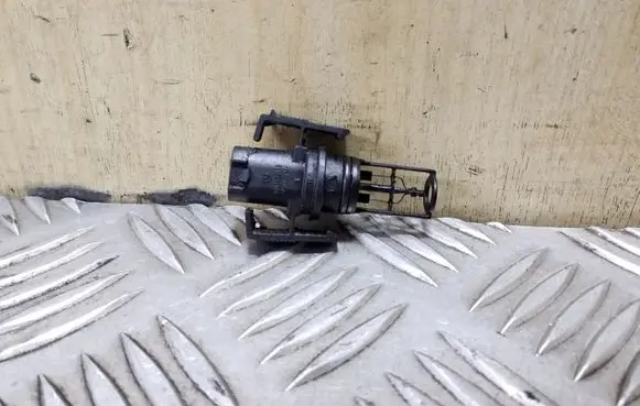 Mercedes-Benz CLS C219 Intake air temperature sensor 0005422818