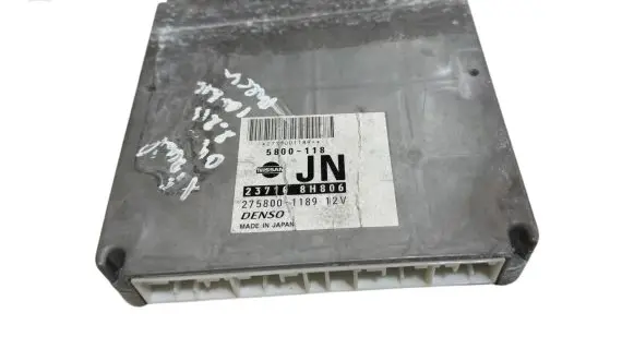 Nissan X-Trail T30 Engine control unit/module 237108H806 5800118 2758001189