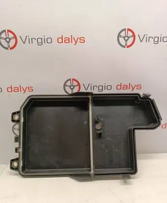 Renault Megane IV Fuse box set 243127929R 3057001