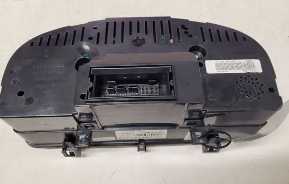 Volkswagen Caddy Speedometer (instrument cluster) 2K0920842C