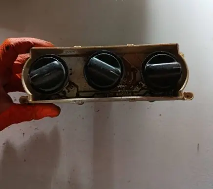 Opel Vectra B Climate control unit 86323