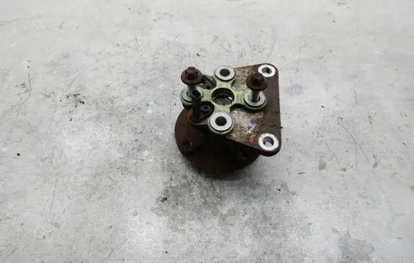 Opel Mokka B Rear wheel hub
