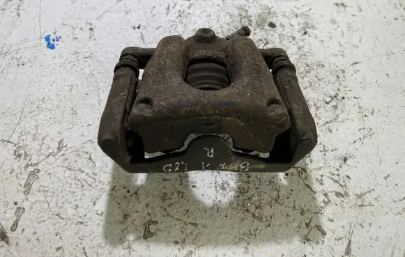 BMW 1 E81 E87 Front brake caliper