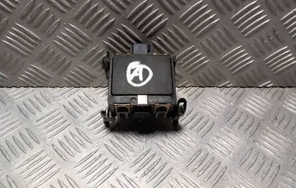 Skoda Octavia Mk3 (5E) Distronic sensor radar 5Q0907561B 0203300183 5Q0907572B