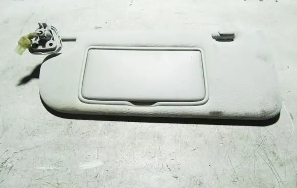 Infiniti Q50 Sun visor