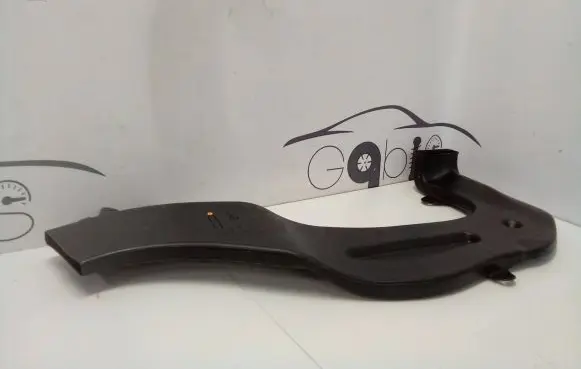 BMW iX Cabin air duct channel 7948160 153617-10