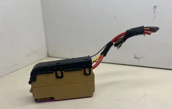 Audi Q7 4M Fuse module 4H0941824A