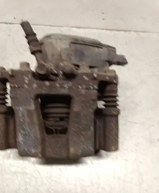 Hyundai i40 Rear brake caliper