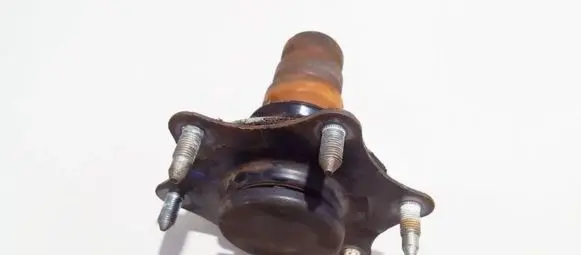 Honda CR-V Coil spring mount 