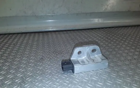 Nissan Murano Z50 Airbag deployment crash/impact sensor 