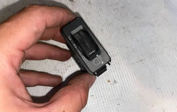 Mercedes-Benz ML W163 Headlight level height control switch a1638200010 1638200010
