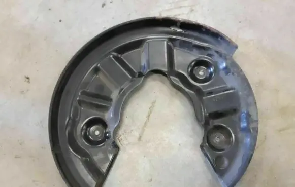 Audi A3 S3 8V Rear brake disc plate dust cover 5Q0615611J 5Q0615611R