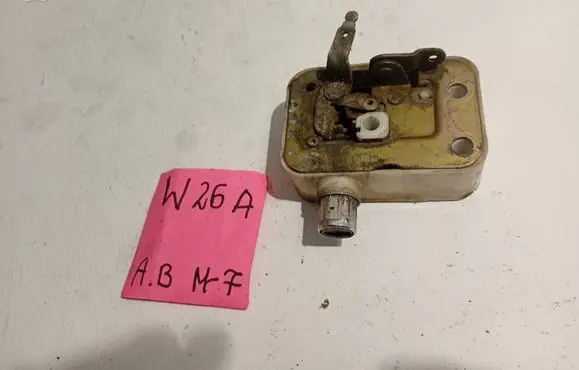 Renault Grand Modus Front door lock 1212123