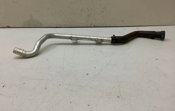 Land Rover Discovery 5 Coolant pipe/hose CPLA18B402