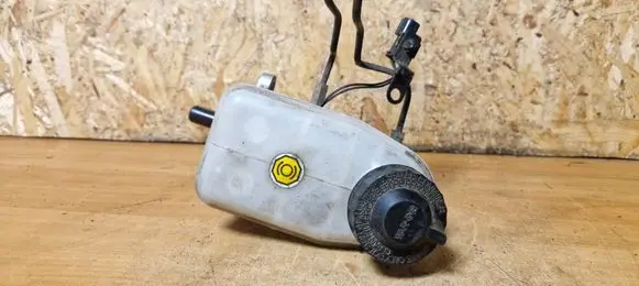 KIA Sorento Master brake cylinder 591203E100