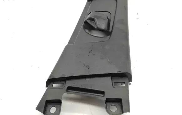 (B) pillar trim (top)
