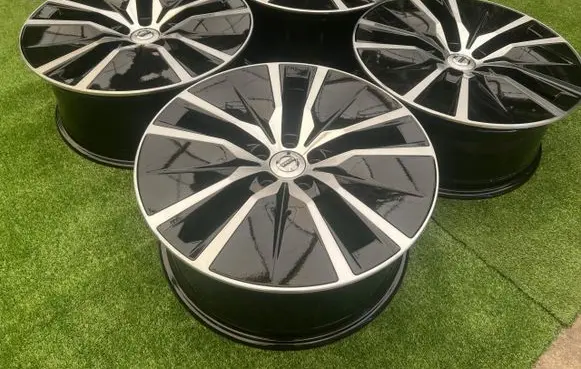 Volvo XC40 R19 alloy rim 