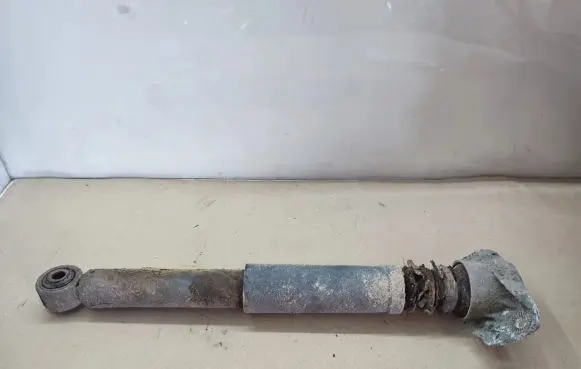 Volkswagen Touran I Rear shock absorber/damper
