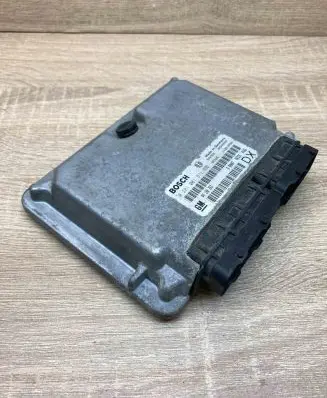 Opel Astra G Engine control unit/module ECU 09180353 0281001971Used