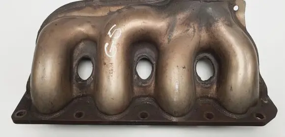 Peugeot 407 Exhaust manifold
