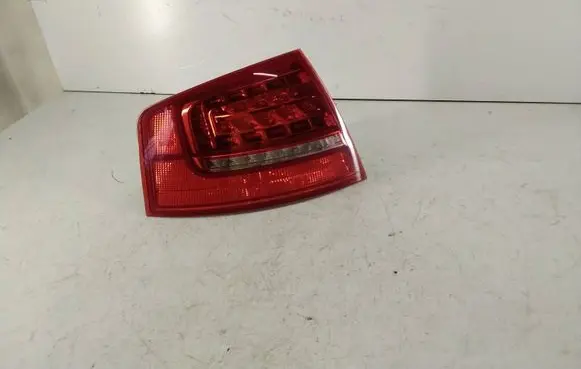 Audi A8 S8 D3 4E Rear/tail lights 4E0945095H 375001