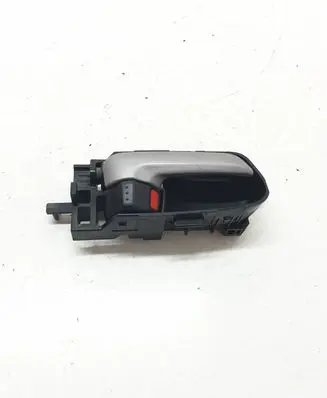 Suzuki Grand Vitara II Rear door interior handle