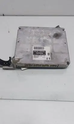 Toyota Corolla Verso AR10 Engine control unit/module 896610F090 MB1758007614