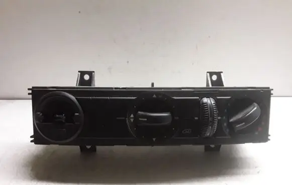 Mercedes-Benz Sprinter W901 W902 W903 W904 Climate control unit 5HB00901102 C9955002 A9068300485KZ