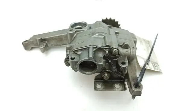Mercedes-Benz ML W164 Oil pump A6421810847