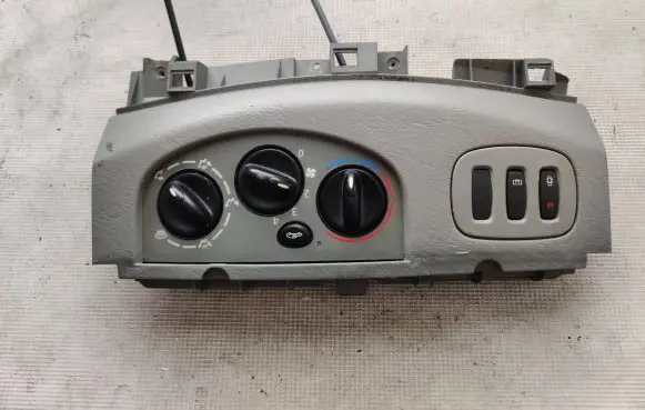 Renault Trafic II (X83) Climate control unit X83RSAPH1HG 69920001