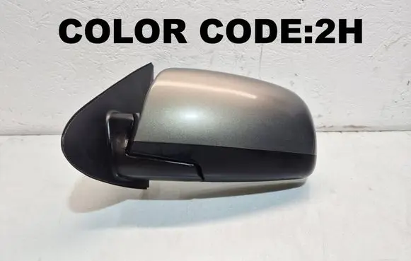 Hyundai Santa Fe Front door electric wing mirror 