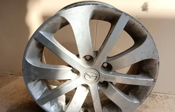 R16 alloy rim