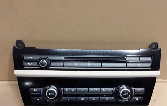 BMW 5 F10 F11 Climate control unit 9306153