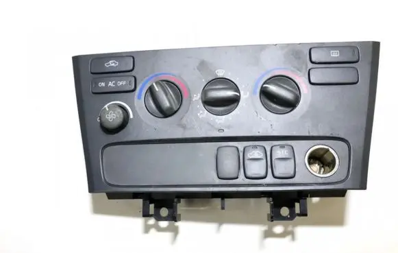 Volvo S60 Climate control unit 8682928