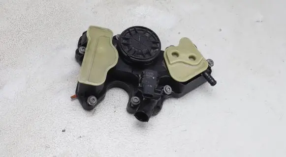 Volkswagen Atlas Cross Sport Oil breather separator 06Q103495F 06H906052B AAA21316200