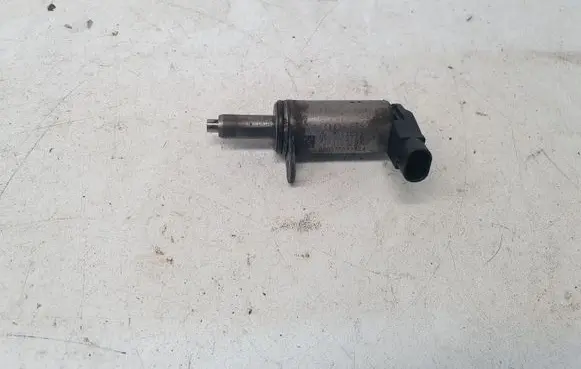 Audi A6 S6 C6 4F Camshaft vanos timing valve 06H103697A