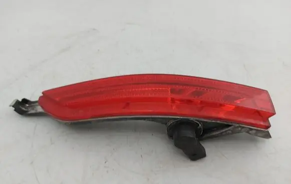 Volkswagen Touareg II Rear fog light 7P6945701C